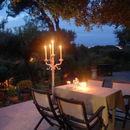 Magnifique De La Garoupe Au Cap D'antibes à 300m Des Plages Casa vacanze Antibes